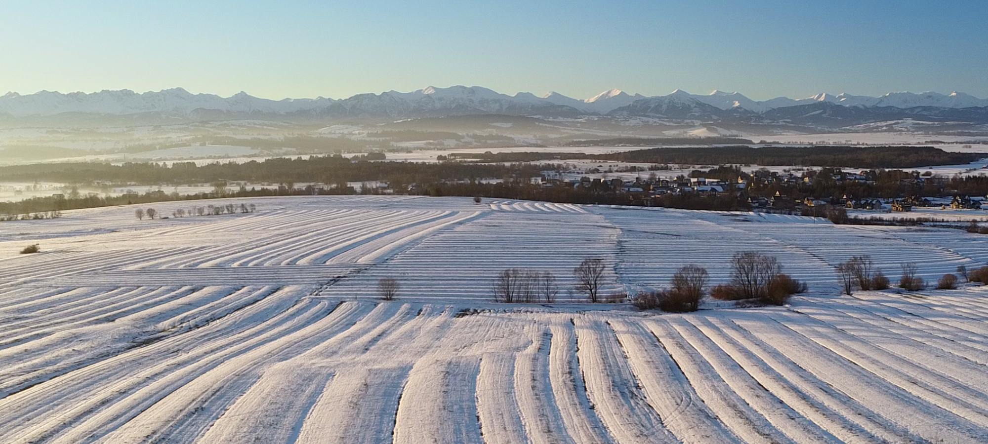 Widokowa działka z pozwoleniem na 2 domki – Długopole